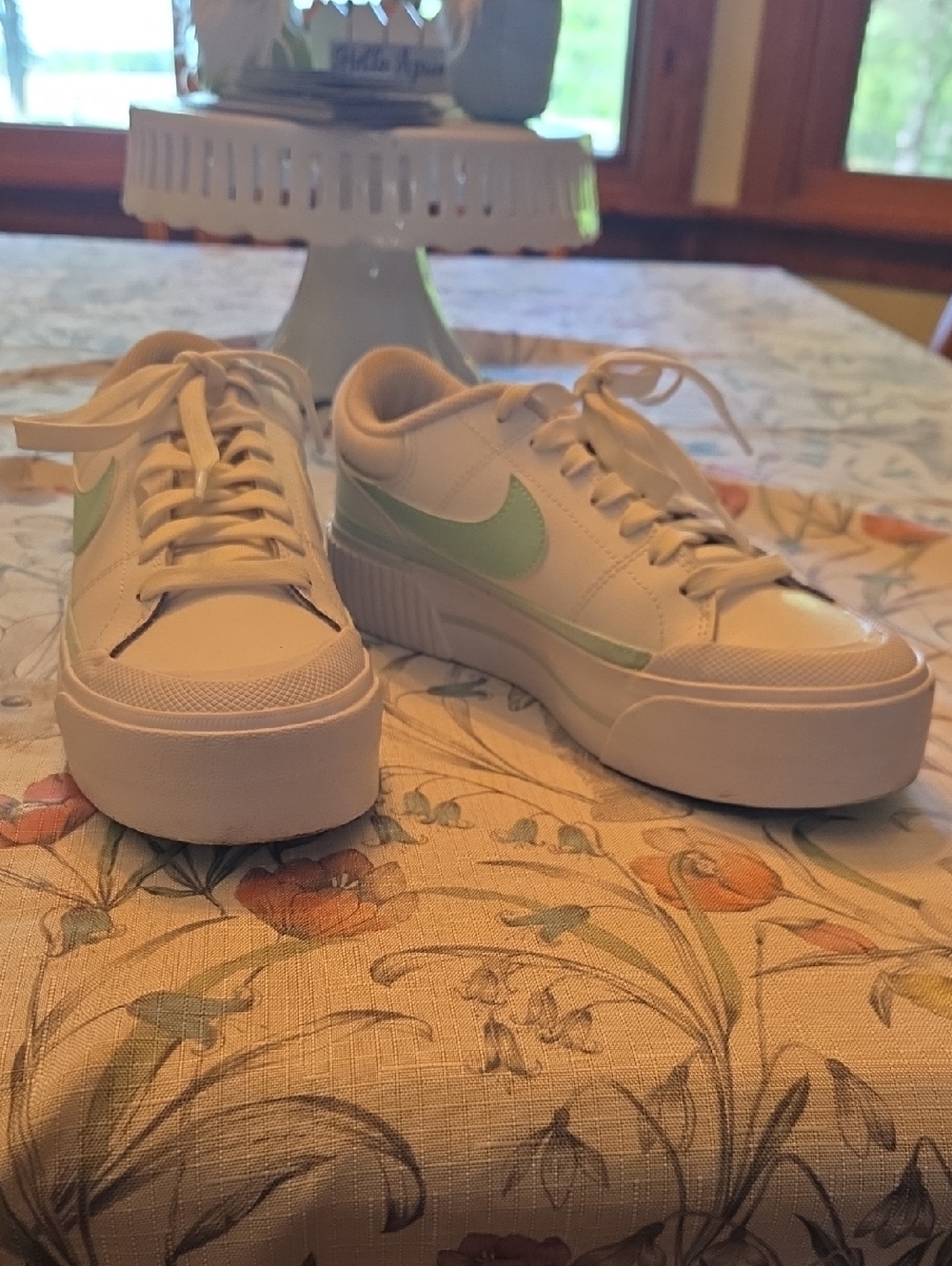 Nike Women’s Platform Court Sneaker - Mint/White